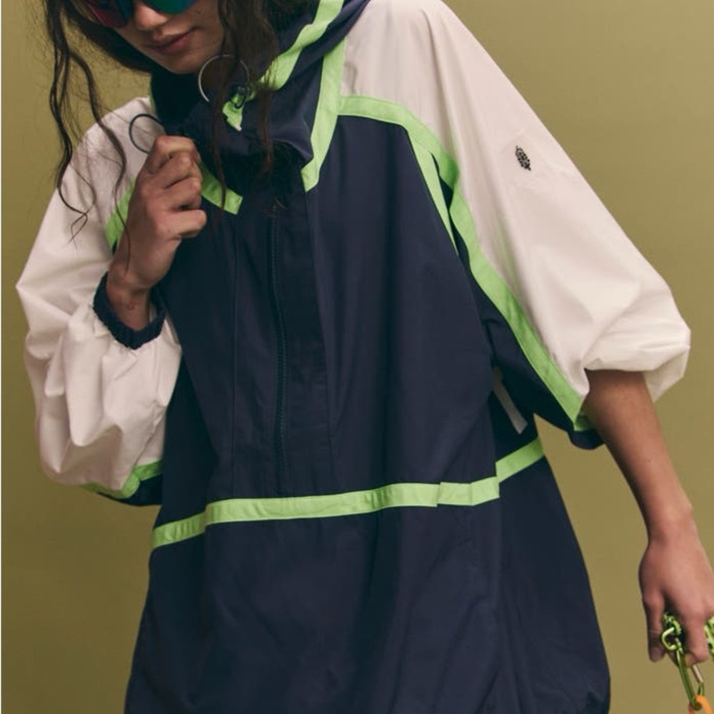 Free People Like The Wind Logo Jacket ❤️ NWOT Size M - Picture 7 of 11